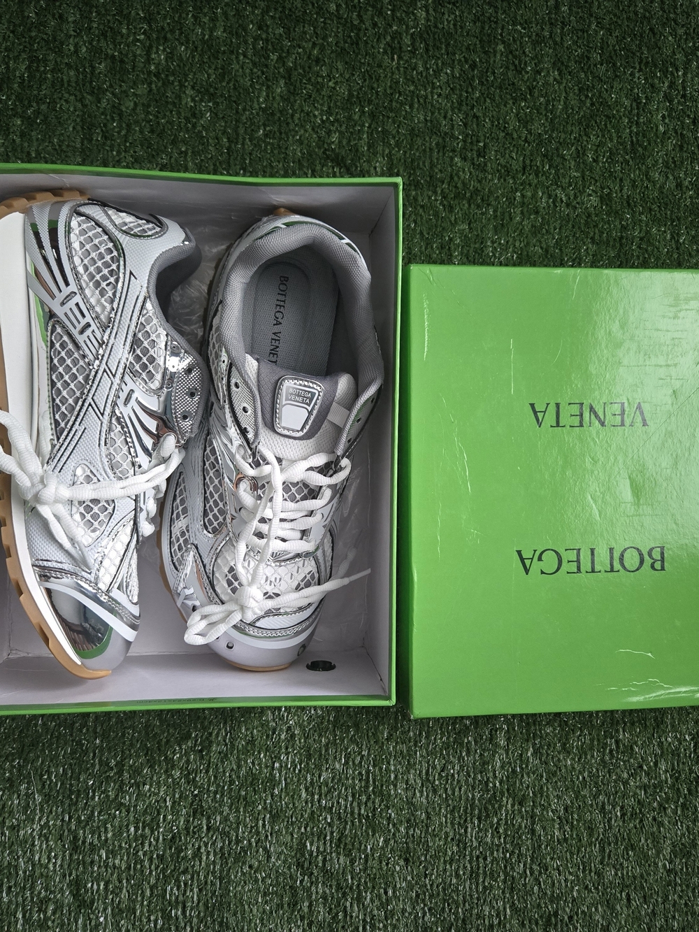 Bottega Veneta Silver and White MEN REAL SIZE 10
